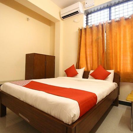 Oyo Flagship 30734 Jeevan Lodge Shivamogga Zewnętrze zdjęcie