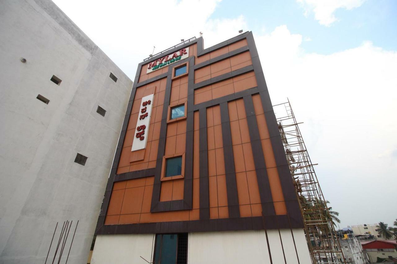 Oyo Flagship 30734 Jeevan Lodge Shivamogga Zewnętrze zdjęcie